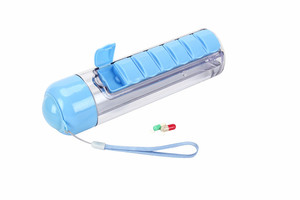 Leakproof Design 2 In 1 Travel Water Bottle With Pill Organizer BPA Free Outdoor Sport Water Bottle With 7 Day Pill Storage Box - Product Image 5