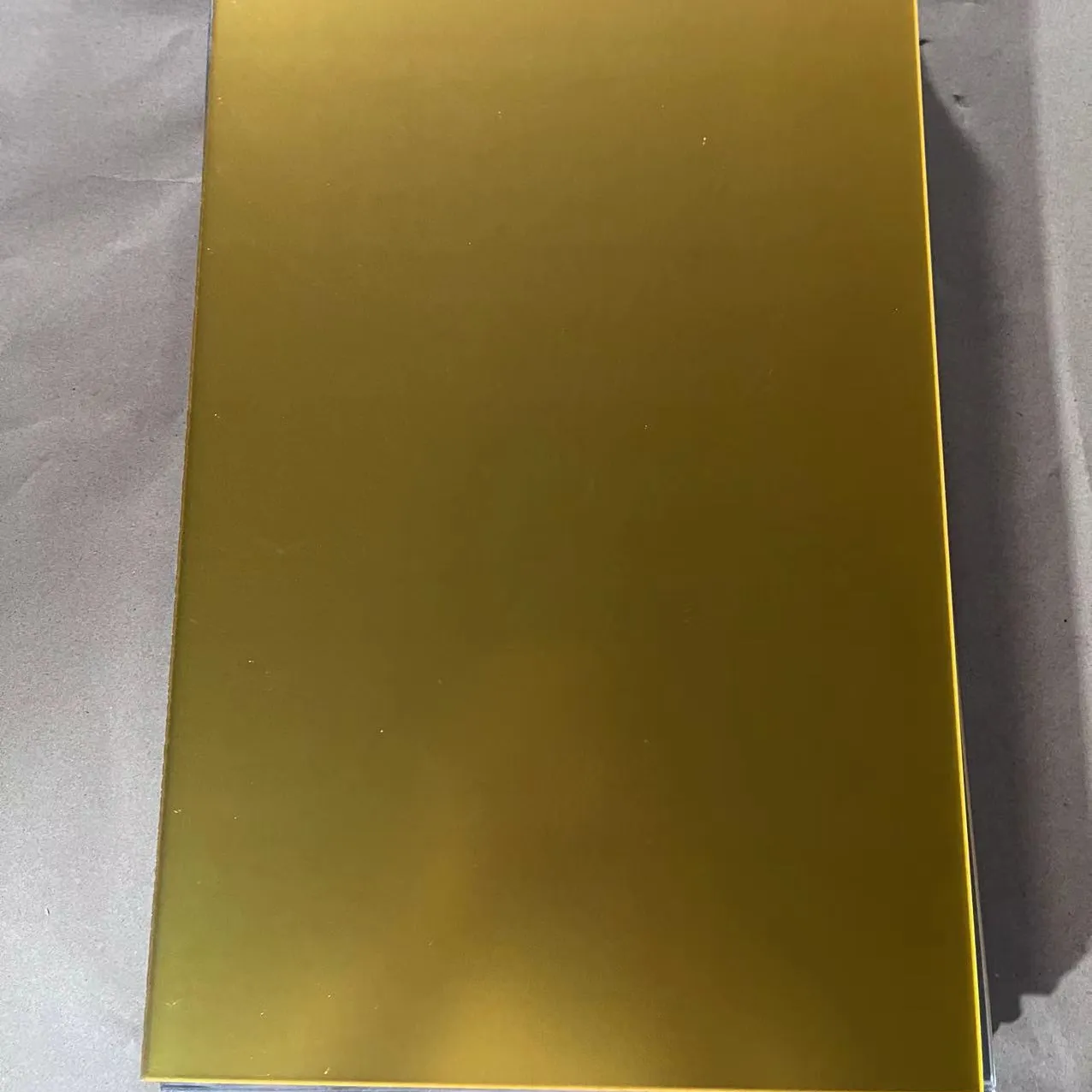 Großhandel 1-6mm dicke benutzer definierte 4 x8ft Gold Spiegel Kunststoff PMMA Acryl platten laser geschnitten