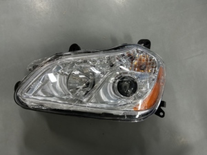P54610311000 Prix d'usine Nouveau phare 24V D2R pour KENWORTH T680 2013-2022 - Product Image 2