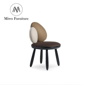 Design creativo italiano struttura <span class=keywords><strong>in</strong></span> <span class=keywords><strong>legno</strong></span> Hall Hall ristorante imbottito sedia <span class=keywords><strong>da</strong></span> pranzo soggiorno Hotel caffetteria sedia trucco - Product Image 1