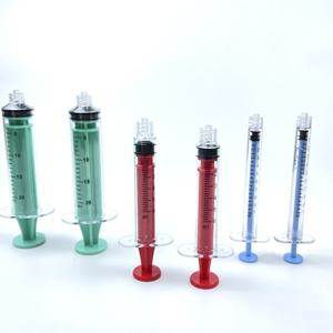Pc-Laboratoriumspuit Voor Een Nauwkeurig Duurzaam En Lekvrij Ontwerp Voor Vloeibare Behandeling - Product Image 5