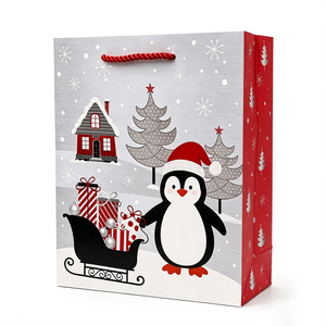 Individuelle Logo Weihnachts-Kraftpapier-Geschenktüten Großhandel Rentier- und Weihnachtsmann-Muster Festliche Verpackungstaschen mit Griffen - Product Image 3