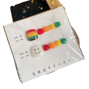 Faux ongles à coller effet naturel, motif visage souriant arc-en-ciel, pour les ongles des pieds, esthétique blanche raffinée et haut de gamme - Product Image 4