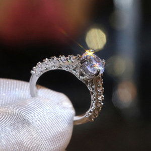 Anello da donna elegante per matrimonio, design classico, regalo di gioielleria alla moda per banchetti quotidiani - Product Image 5