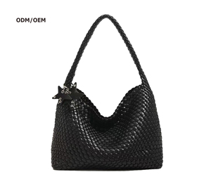 Bolso hobo tejido a mano de alta calidad con decoración de estrella, correa única y gran capacidad para mujer. - Product Image 1