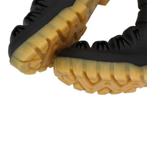 أحذية مطر صناعية آمنة من البي في سي متينة للبناء والعمل الخارجي والزراعة والبستنة مع مقدمة فولاذية ونعل - Product Image 3