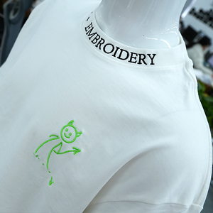 Camiseta de Hombre Personalizada, Extra Grande, Tejida, 100% Algodón, con Bordado 3D en Chenilla, Antiarrugas y Transpirable - Product Image 3