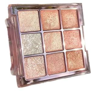 9 Couleurs Noël Paillettes Fard À Paupières <span class=keywords><strong>Palette</strong></span> Mignon Lapin Sec Ombre À Paupières Lumineux Métallique Naturel Haute Pigmenté Cosmétiques - Product Image 6