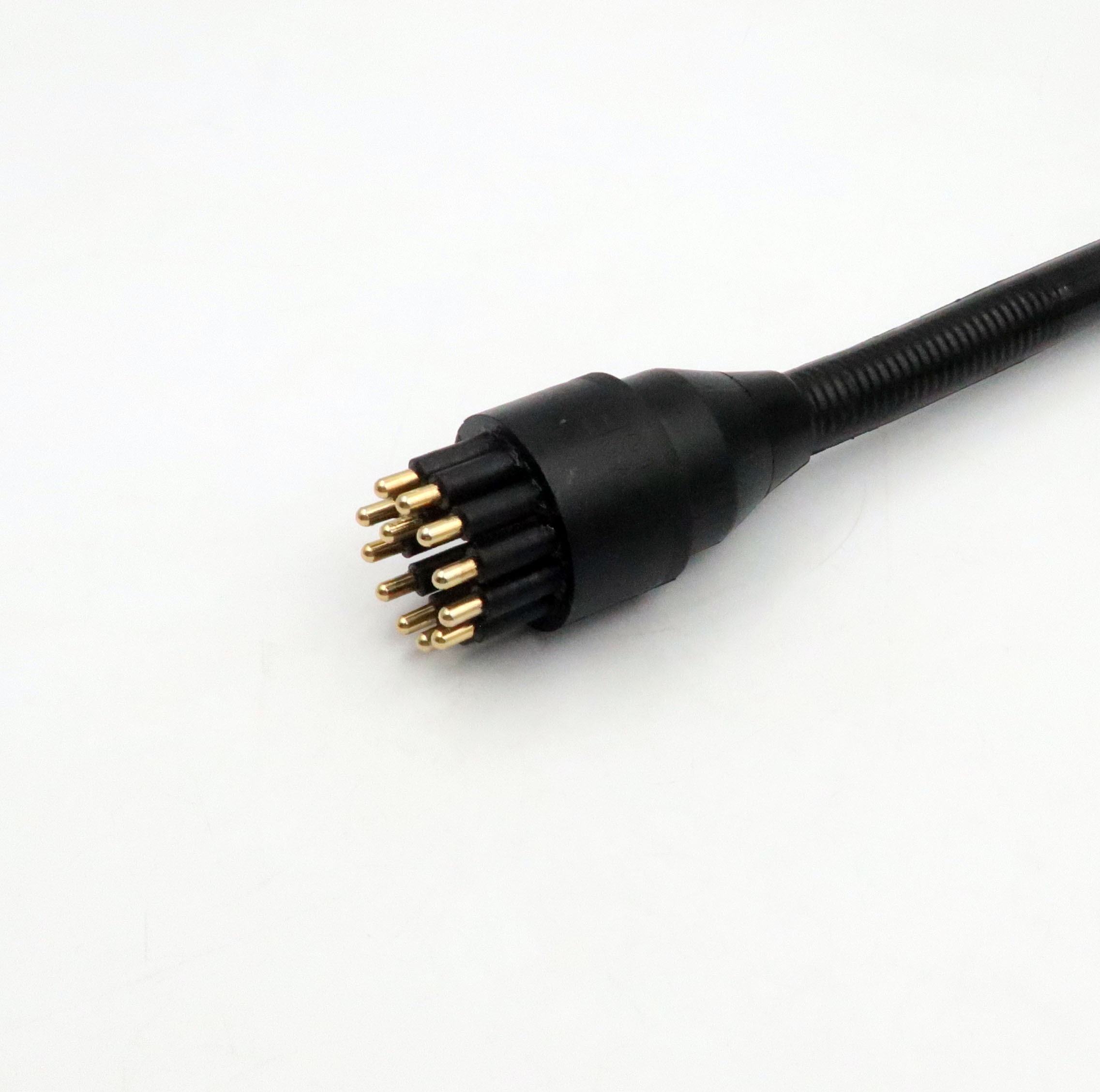 สายเคเบิลตัวผู้