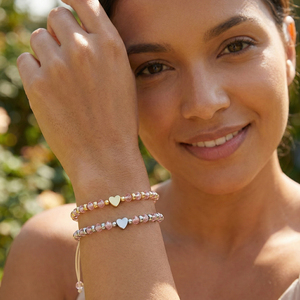 Ensemble de bracelets d'amitié en perles de cœur Go2boho, bracelet en cordon de perles de verre réglable pour femmes et filles - Product Image 1