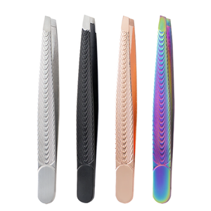 Pinzas para Cejas de Acero Inoxidable con Punta Inclinada y Mango Antideslizante para Depilación Facial y de Barba - Product Image 1