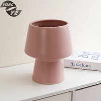 Morandi Ins Style Vase nu irrégulier petit cristal décoration de table Vase à fleurs en céramique