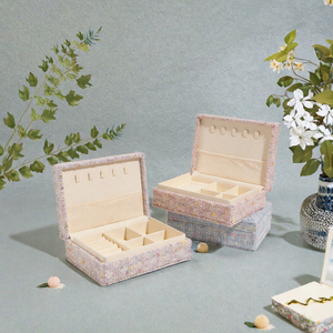 Boîte à bijoux avec intérieur multi-compartiments, étui de rangement pour bijoux avec emplacements pour suspendre des boucles d'oreilles, pour la maison et les voyages, organiseur de bijoux - Product Image 3