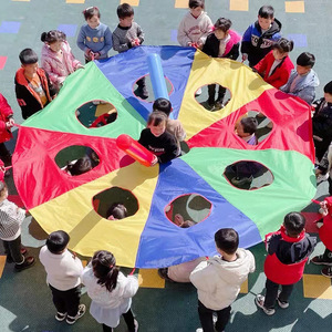 Diamètre 2M/3M/4M/5M/6M arc-<span class=keywords><strong>en</strong></span>-ciel pas cher enfants préscolaire jouer <span class=keywords><strong>Parachute</strong></span> avec 8 poignées pour <span class=keywords><strong>jeu</strong></span> de travail d'équipe - Product Image 3