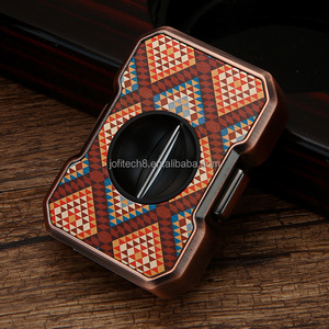 ที่ตัดซิการ์ JOFI Luxury Rainbow V-Cut ใบมีดสแตนเลสคมกริบ แบบพกพาสองหัว ตัดซิการ์ได้แบบกิลโยตีน  อุปกรณ์เสริมสำหรับการเดินทาง - Product Image 1