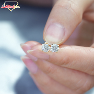 Boucles d'oreilles en diamant de laboratoire rond blanc de 2 carats IGI DEF VVS1 plaqué or jaune 14 carats Goldleafgem, bijoux pour femmes - Product Image 6