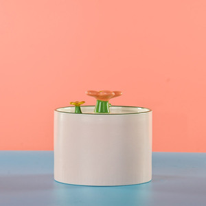 Fuente de agua para gatos con diseño de flor de cerámica, tazón de flujo automático para bebederos de mascotas, hecho en Dehua. - Product Image 3