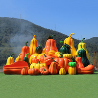 Grandes sculptures extérieures écologiques en résine artificielle sur le thème de la citrouille et des légumes pour les paysages de vergers et de jardins
