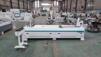 Perceuse de trou de serrure de porte en bois CNC automatique à grande vitesse en Chine