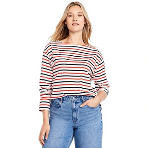 Camiseta de Mujer con Estampado Gráfico, Tela de Algodón Ligera, Manga Corta, Informal, Diseño Personalizado, Proveedor de Ropa al Por Mayor OEM - Product Image 5