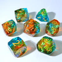 Jeu de dés à bords coupés diamantés OEM, 7 pièces, dés de jeu de rôle en résine orange aurore personnalisés avec feuille de platine flottante
