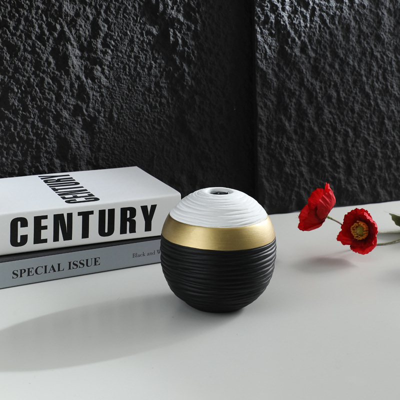 10*10*10cm ball black and white phnom penh vase