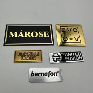 Etiqueta adhesiva de placa de Metal personalizada, accesorios adhesivos, placa de <span class=keywords><strong>nombre</strong></span> de marca para etiquetas de bicicleta de Motor, etiquetas de embalaje - Product Image 4