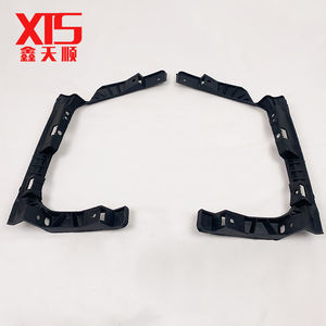 Peugeot3008 4008 Soporte de tubo de cola de parachoques trasero Clip de fijación de tubo de cola Cubierta decorativa de escape L:YL00347380 <span class=keywords><strong>R</strong></span>:YL00347480 - Product Image 1
