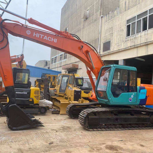 Excavatrice Hitachi EX200 d'occasion, 20 tonnes, moteur, transmission, performance de pointe, en vente - Product Image 6