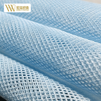 Tissu en maille 100 % polyester tricoté chaîne, couleurs personnalisées, séchage rapide, respirant, résistant à l'abrasion, directement de l'usine, pour chaussures de sport d'extérieur