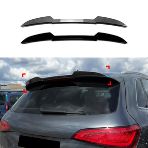 สปอยเลอร์หลัง Audi Q5 8R สีดำเงา ลายคาร์บอนไฟเบอร์ ทรง Ducktail ปี 2009-2016 - Product Image 1