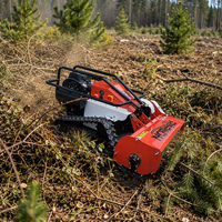 Tondeuse à gazon télécommandée sur chenilles pour désherbage de vignobles Rarlon