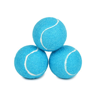Balles de tennis pour animaux de compagnie en caoutchouc et velours, durables, écologiques et luxueuses, avec sifflet intégré, 65 mm, jouet à mâcher pour l'entraînement des chiens et cadeau - Product Image 1