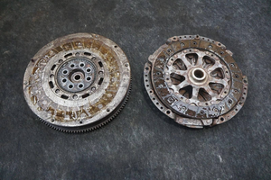 ชุดคลัตช์แบบ Dual Mass Flywheel รุ่น 99611401203 สำหรับ 1999-2005 911 996 Boxster 986 M96 เกียร์ธรรมดา, ขนาด 228 มม./240 มม. แบบประกอบสไตล์ <span class=keywords><strong>Sachs</strong></span> - Product Image 2