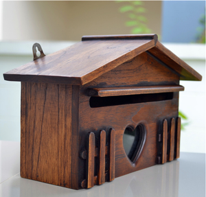 Villa Boîte aux <span class=keywords><strong>lettres</strong></span> créative en <span class=keywords><strong>bois</strong></span> de style européen en <span class=keywords><strong>bois</strong></span> massif Boîte <span class=keywords><strong>à</strong></span> suggestions extérieure étanche <span class=keywords><strong>à</strong></span> la pluie pour villas Boîte de collecte de factures utilitaires - Product Image 5