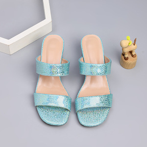 صنادل نسائية عالية الجودة بكعب مفتوح من الأمام 5 سم، شباشب نسائية عصرية بكعب عالٍ لعام 2026 - Product Image 2