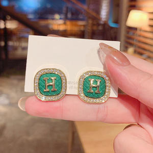 Boucles d'oreilles de luxe avec lettre H, Collection de boucles d'oreilles de créateur, bijoux Vintage en acier inoxydable avec strass, dernier <span class=keywords><strong>Catalogue</strong></span> - Product Image 1