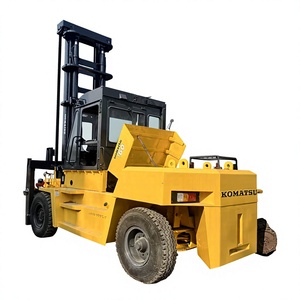 รถยกดีเซล Komatsu FD160 มือสองจากญี่ปุ่น ขับเคลื่อน 4 ล้อ เสากระโดงสามท่อน ยางลม ความสูงยก 3.5 เมตร เครื่องยนต์ Isuzu สำหรับงานก่อสร้างกลางแจ้ง - Product Image 1