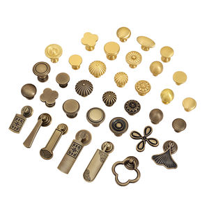 Tirador de puerta de armario de latón dorado de un solo orificio Simple de lujo, perilla de cajón de latón macizo, puerta de entrada de Villa, perilla de tocador de cocina - Product Image 5