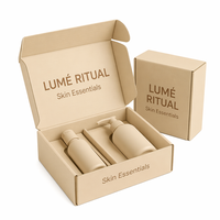 Maßgefertigte Cremeweiße Versandboxen mit Logos und Minimalistischem Stil Verpackungsboxen für Kleidungsverpackung und Transport