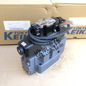 วาล์วควบคุมไฮดรอลิกแบบสัดส่วน Tokimec รุ่น Com 7 31c 130 T Ph1 30 สำหรับควบคุมการไหลของน้ำมันในงานอุตสาหกรรม - Product Image 2