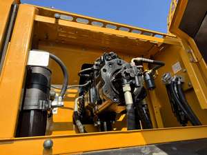 SANY SY305H PRO de marque chinoise de bonne qualité, équipement lourd, mini pelle sur chenilles d'occasion à vendre 30 tonnes SY235 SY235C - Product Image 5