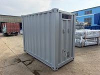 Mini-conteneur de stockage robuste, design électrique, abri de garage portable pour le stationnement de motos avec protection contre la pluie