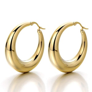 ต่างหูห่วงสแตนเลสชุบทอง 18k แฟชั่น - Product Image 1