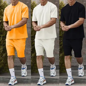 सड़क पर प्लस आकार पुरुषों की कस्टम लोगो बनाया खेल कपड़े सूट गर्मियों ठोस रंग आदमी दो टुकड़ा कपड़े कपास टी शर्ट लघु सेट