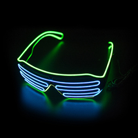 Nouveau modèle chaud LED lunettes rougeoyantes lunettes de soleil lueur de noël avec lumière clignotante pour décorations de fête et Costumes