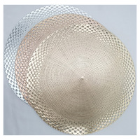 Sous-verre isolant de style européen, couleur unie, pour hôtel, en PVC, avec motifs creux estampés or