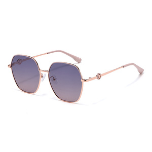Lunettes de soleil <span class=keywords><strong>Jamie</strong></span> 8017/8023, nouveau style, personnalisées, polyvalentes, en métal, polarisées, protection UV400, unisexes, mode outdoor - Product Image 1