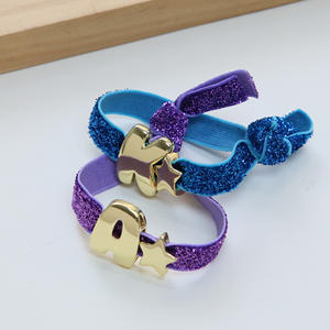 สายรัดข้อมือยางยืดประดับกลิตเตอร์ ตัวอักษร หัวใจ ของขวัญสำหรับเพื่อน งานปาร์ตี้ คู่รัก - Product Image 5