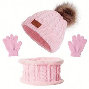 Ensemble 3 pièces bonnet, écharpe et gants en fausse fourrure tricotée pour enfants, personnalisable, chaud et doux pour la peau, 100 % polyester - Product Image 3